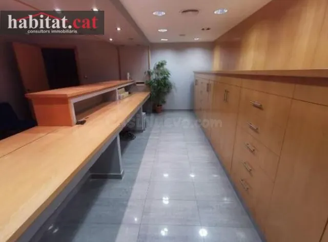 ¡¡ LOCAL COMERCIAL EN VILANOVA - MOLI DE VENT !! - foto 3