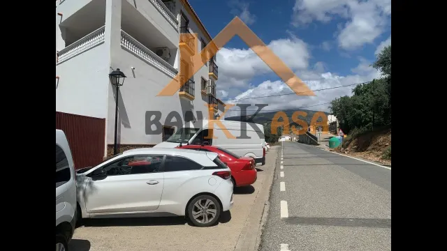 SE VENDE PISO BAJO EN ALCOLEA ZONA LA HERMITA — 30