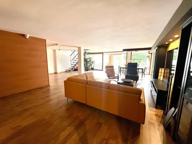 EXCLUSIVA CASA ADOSADA CON ASCENSOR Y PISCINA EN CIUDAD JARD - foto 5