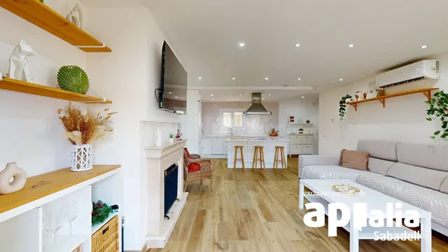 ÁTICO REFORMADO; 4 DORMITORIOS, BALCÓN y TERRAZA - foto 3