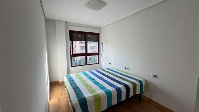 ¡Ático duplex con Terraza, Piscina y Pista de Padel en Maestro Rodrigo! — 30