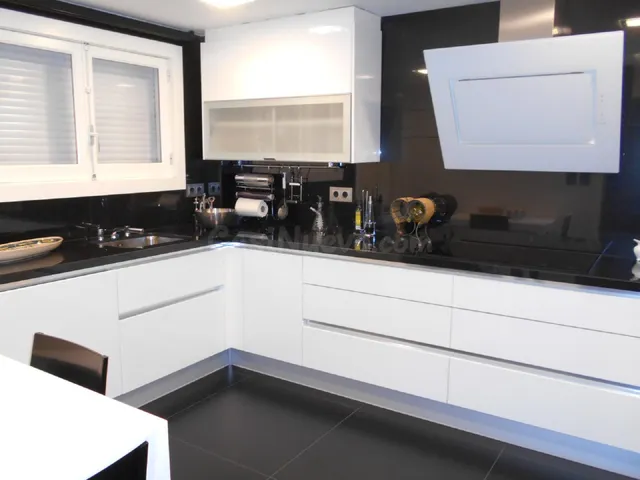 Edificio 6 habitaciones 658m² en venta - Oliva