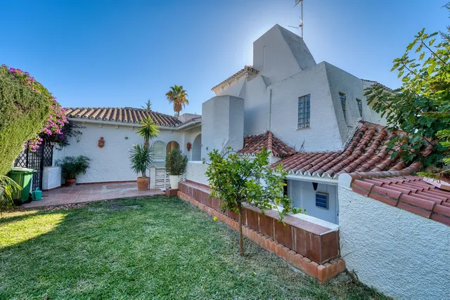 Chalet 4 habitaciones 448m² en venta - Marbella — 43