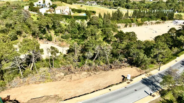 Parcela única en Benahavís para proyecto residencial exclusivo — 10