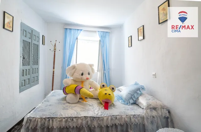 DOS CASAS MAS PARCELA DE 900  METROS — 36