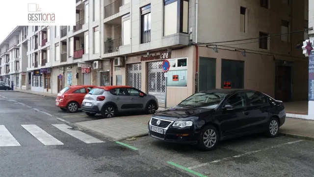LOCAL COMERCIAL EN EL CENTRO DE LA VILLA. NOJA — 4