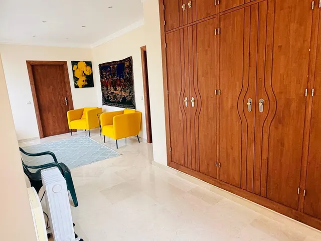 Villa de 5 dormitorios y 5 baños en Casares — 21