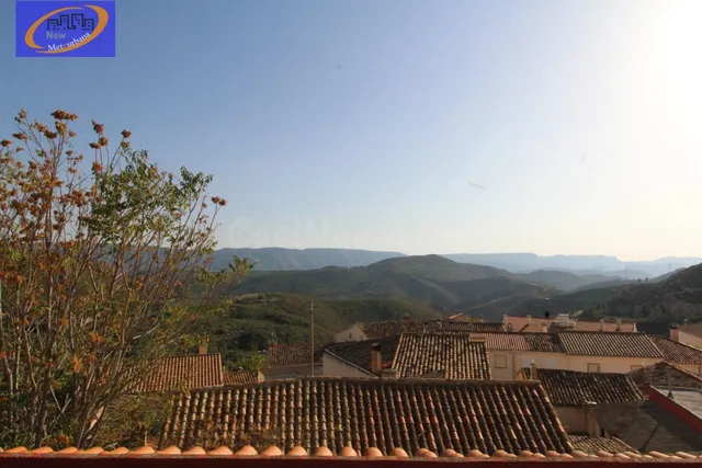ESPECTACULAR VIVIENDA EN UN PARAISO RURAL (EL ORO) ALDEA DE 