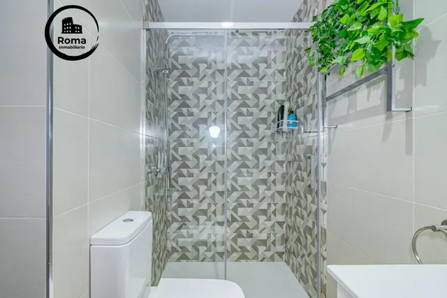 Precioso duplex moderno con patio — 27