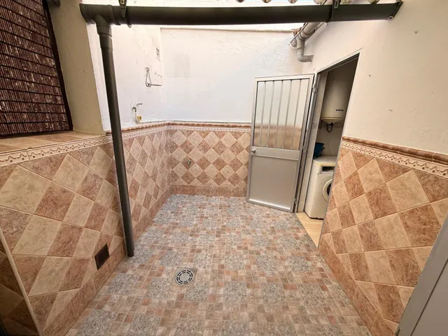 Casa de esquina de dos plantas en el Barrio de La Verbena – Villaviciosa de Córdoba — 17