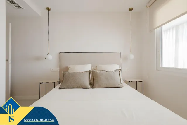 INCREÍBLE APARTAMENTO A PIE DE PLAYA, TOTALMENTE REFORMADO! — 35