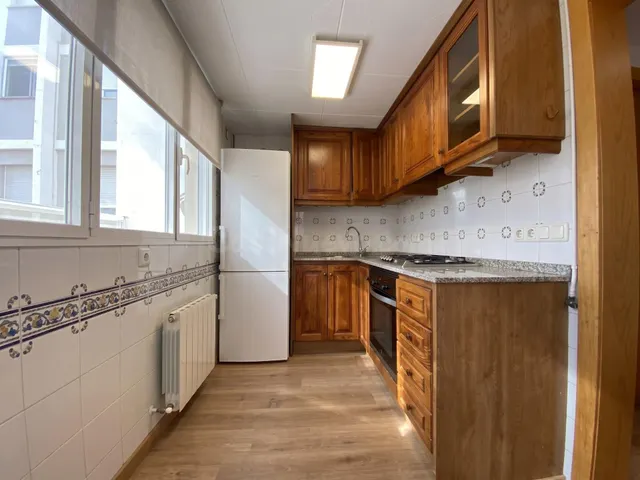 ÁTICO EXTERIOR CON TERRAZA, LUZ NATURAL Y PRIVACIDAD EN L’HO - foto 5