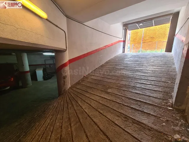 Plaza de Aparcamiento en VENTA - foto 4