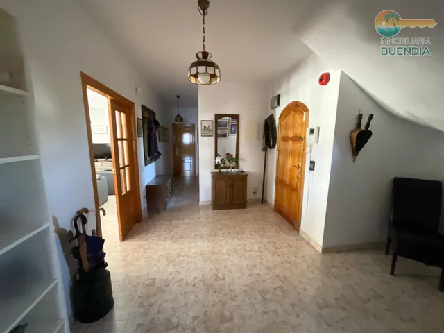 Amplia casa de campo con hangar privado y piscina — 13