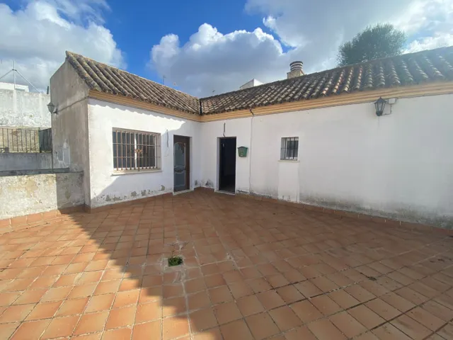 ALQUILER DE LOCAL COMERCIAL ZONA CENTRO — 7