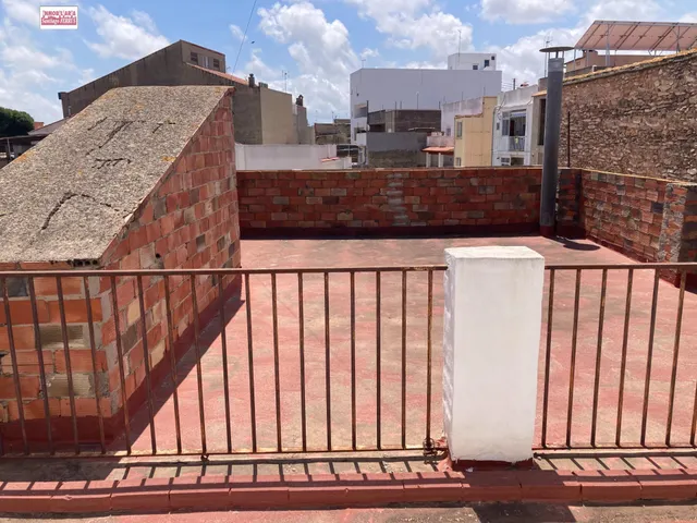 VENTA DE EDIFICIO FAMILIAR EN BENIFAIO (VALENCIA) — 34