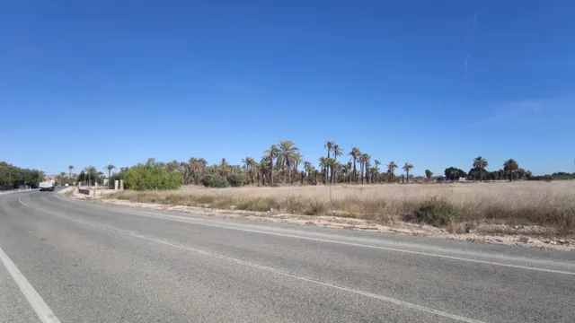 EXCELENTE UBICACIÓN A 1.5 KM DEL CASCO URBANO. — 3