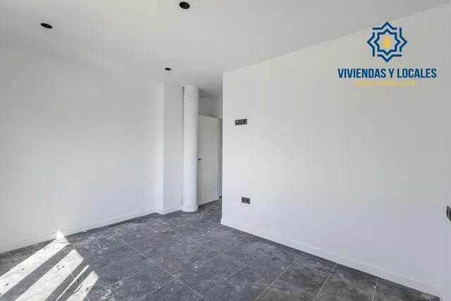 Edificio de nueva construcción en Churriana — 26