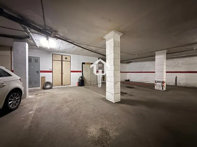 Piso en venta en Alicante. zona de carolinas altas. 90m2, 3 habitaciones, 1 baño, segunda planta con ascensor. — 27