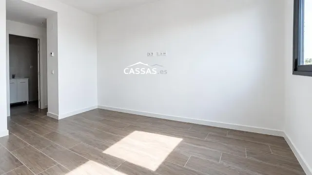 ALOVERA - Obra nueva. Ático con terraza de 10 m2, 3 habitaciones, 3 baños, 2 plazas de garaje, Trastero y piscina. — 33