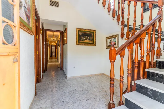MAGNÍFICO CHALET EN CREVILLET — 46
