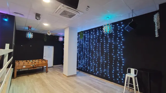 Si Sabes de Hostelería, Sabes lo Que Vale Esto: Pub Insonorizado, Certificado y Listo para Exprimir Hasta las 03:30h — 11