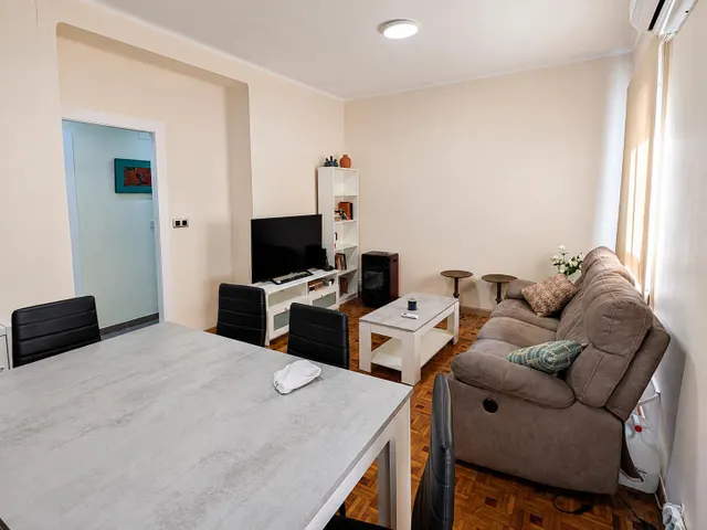 Vivienda exterior con orientación sur y ascensor en Patraix — 10