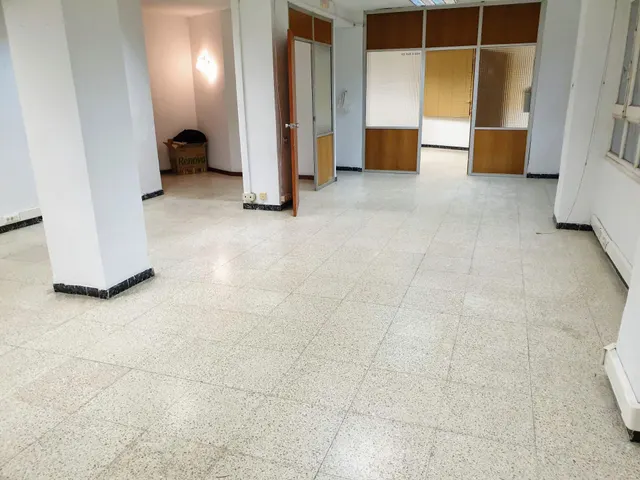 ENTREPLANTA EN VENTA — 9