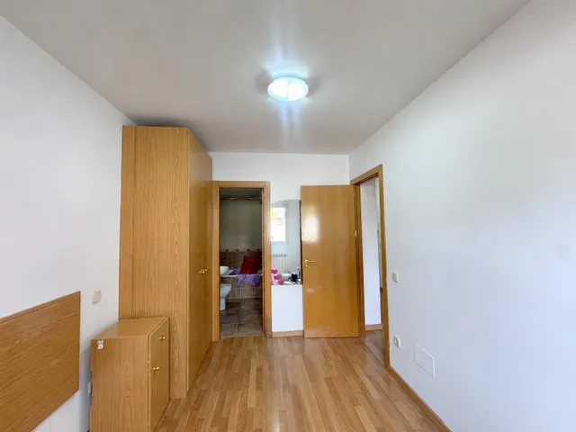 Piso en planta baja de primera transmisión, luminoso y con 3 habitaciones — 9