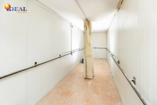 Local + vivienda en Avda. Cadiz — 49