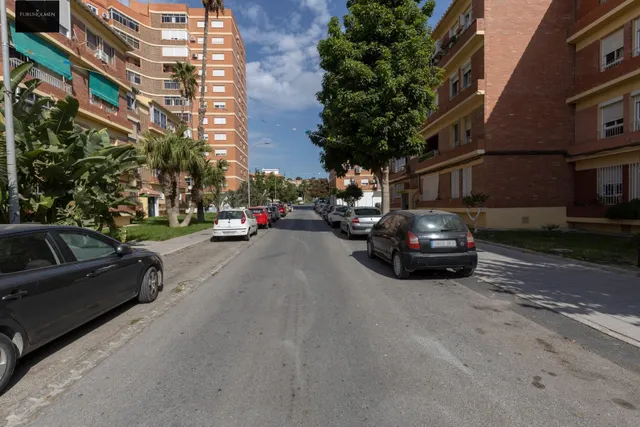 PISAZO EN MOTRIL — 40