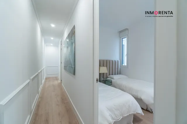 LUJOSA VIVIENDA EN CALLE AYALA — 18
