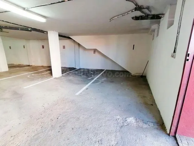 Se venden 6 Plazas de Garaje a 5 Minutos de Canovas - Múltip - foto 4