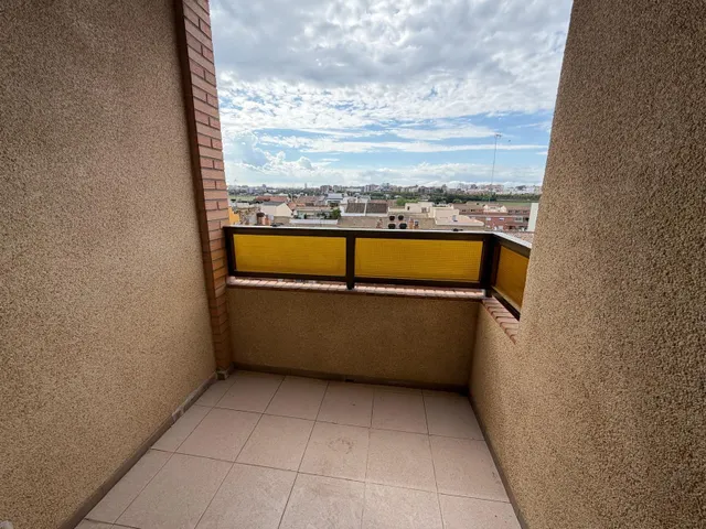 Amplio y Luminoso Piso en Alboraya con Vistas Despejadas — 28