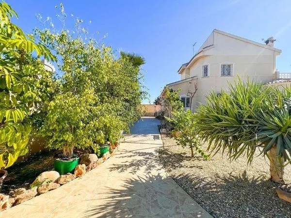 Casa en Dona Pepa - foto 4
