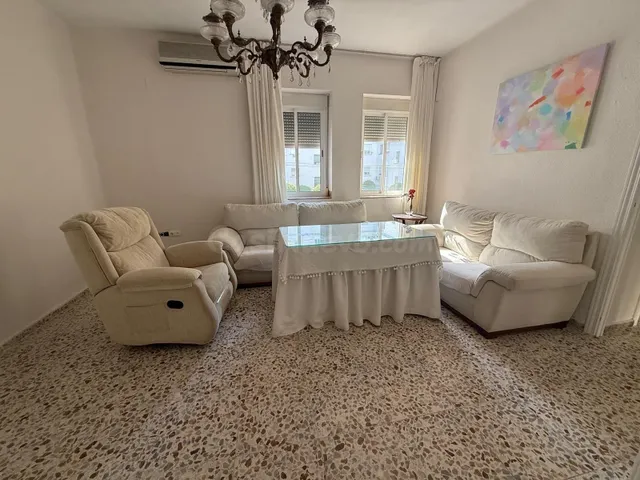 MAGNÍFICA VIVIENDA EN CIUDAD JARDÍN, CON GRAN TERRAZA, ASCEN - foto 2