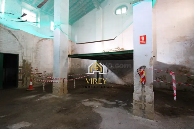 SE VENDE EDIFICIO EN EL CENTRO HISTORICO DE EL PUERTO DE SAN - foto 4
