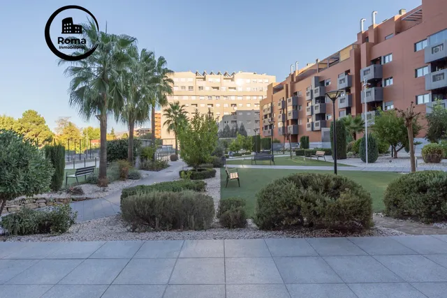 Moderno Apartamento Nuevo en el Campus de la Salud - Granada — 42
