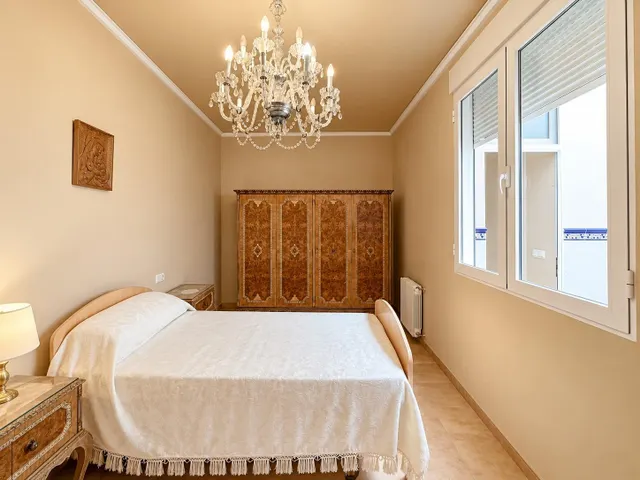 Casa señorial en el casco histórico de Carlet | 360 m2 y 3 plantas — 22