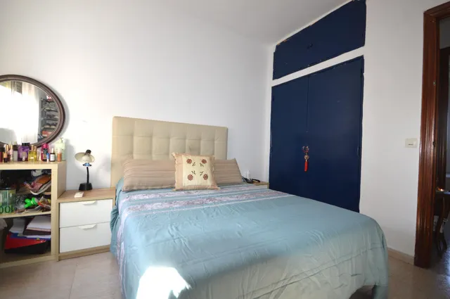 Se vende piso en san benito, alquilado — 7