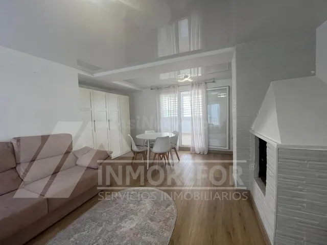 Acogedor Piso Reformado en Carolinas Altas, Alicante - foto 2