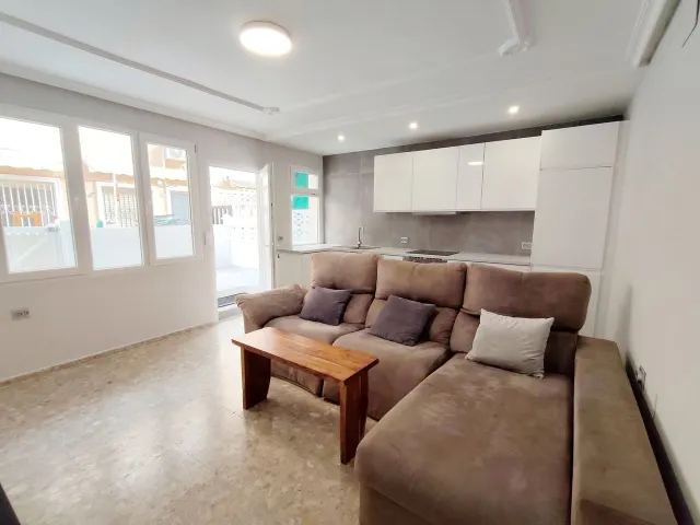 APARTAMENTO DE 2 DORMITORIOS 1 BAÑO EN TORREVIEJA ( ALICANTE ) — 9