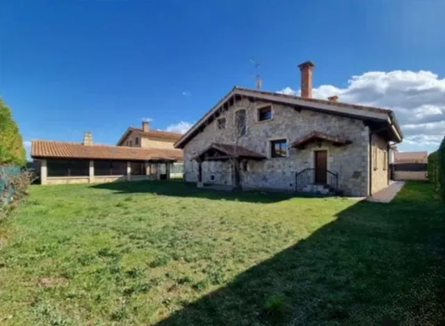 Chalet 4 habitaciones 350m² en venta - Northern spain