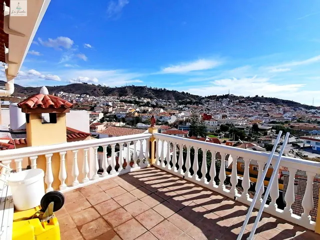 CASA CON VISTAS PANORAMICAS EN PUERTO DE LA TORRE — 2