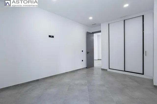 Vivienda a estrenar en urbanización privada en Parque Almunia con sauna, gimnasio y piscina comunitaria. — 16