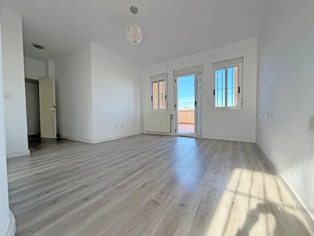 Chalet en cabo de las huertas | 480m2 | piscina | 3 plazas de garaje — 35