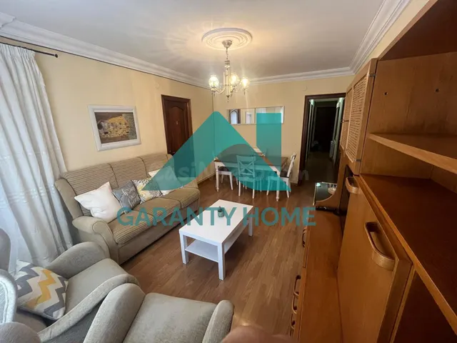 ¡ÚLTIMA HABITACIÓN DISPONIBLE EN PLENO CENTRO DE CÁCERES! - foto 2