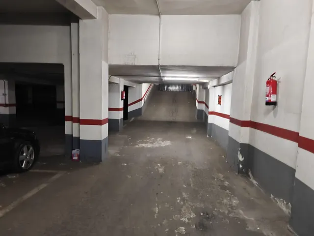 Garaje en venta junto a Plaza España — 8