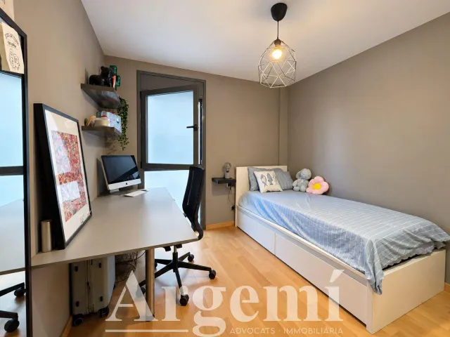 Casa adosada en venta en Montcada i Reixac — 14