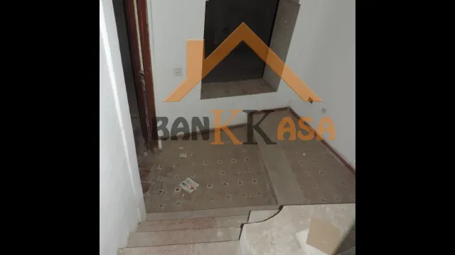 SE VENDE CASA ANTIGUA EN BERJA ZONA MERCADO DE ABASTOS — 47